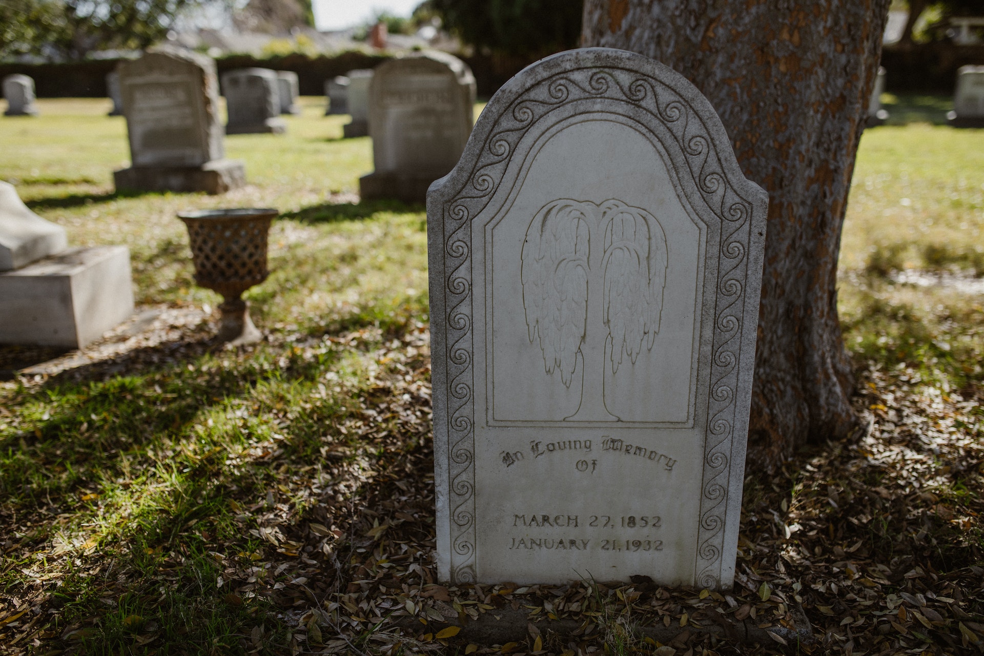 Surprising Headstone Designs That’ll Blow Your Mind!