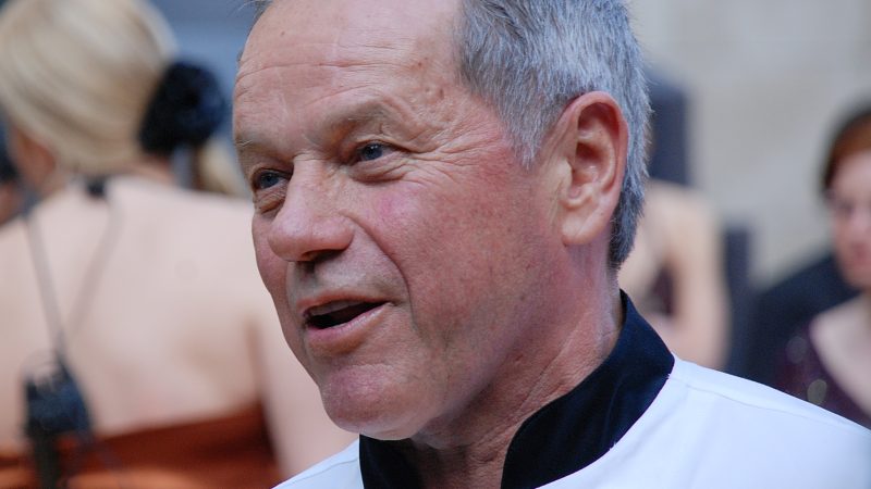What is the estimated net worth of Wolfgang Puck for the year 2023?